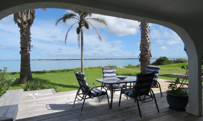 Rangiputa House | Rangiputa Moana - Beachfront Living