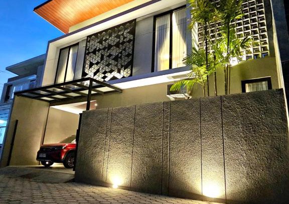 Depok House | Rania Guest House