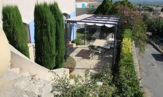 Calvisson Apartment | RdC-villa 2Pieces 35m2 domine la plaine entre NIMES CEVENNES MER