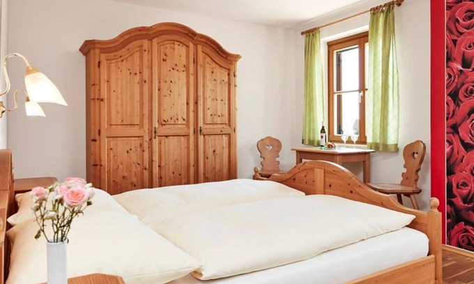 Gruisla Bed & Breakfast | Rebenzimmer - ab 3 Nächten - Winzerhof Klöckl