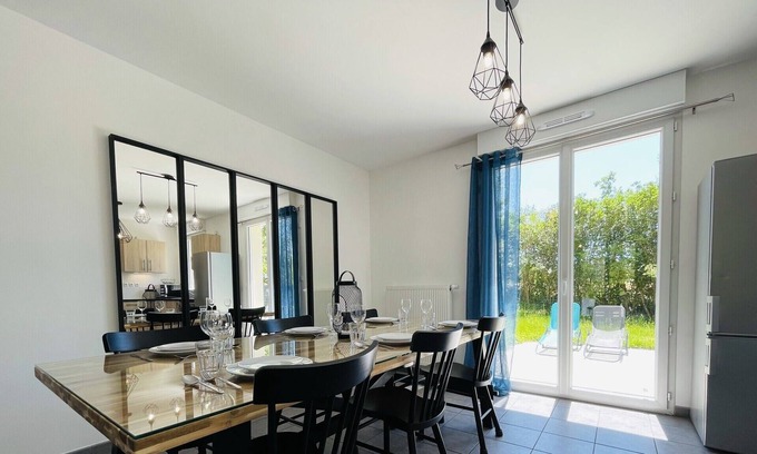 Azay-sur-Cher House | Recent house in a hamlet near the Cher