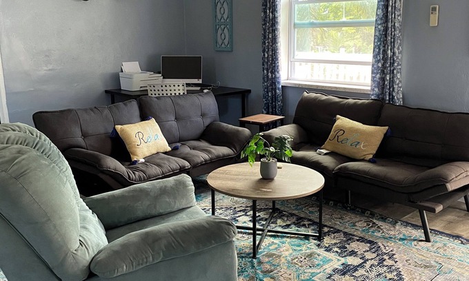 Estate Sion Farm Apartment | Recently renovated with granite countertops!