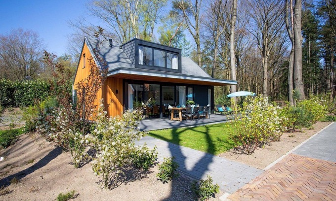 Lunteren Villa | ✓ Recreatievilla at Landgoed de Scheleberg ✓ Villa for 6 persons ✓ Located in Lunteren (Gelderland) ✓ Holiday park on the Veluwe ✓ Book directly through the park