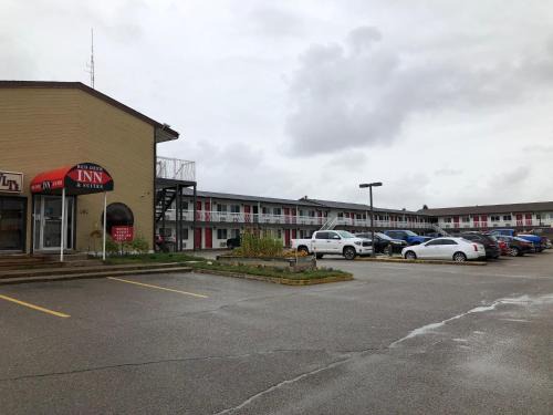 Red Deer Hotel | Red Deer Inn & Suites