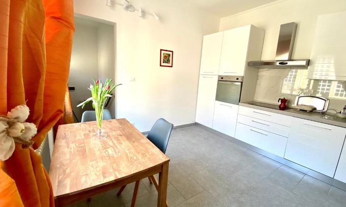 Chieri Apartment | Red House