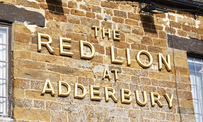 Adderbury Hotel | Red Lion Hotel Adderbury by Greene King Inns