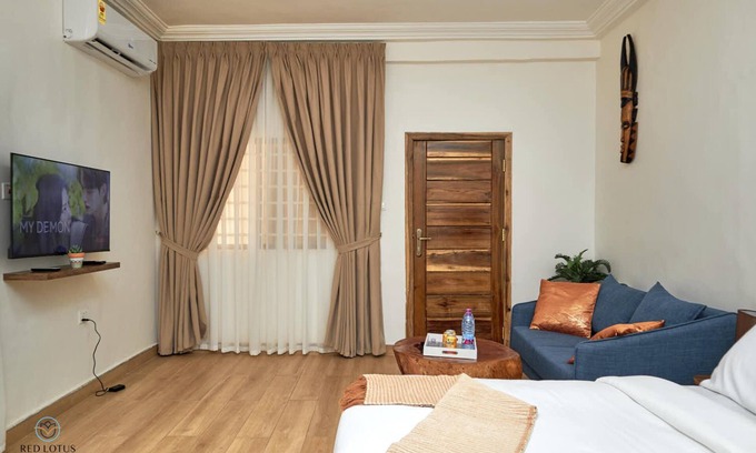 Accra Apartment | Red Lotus Oasis