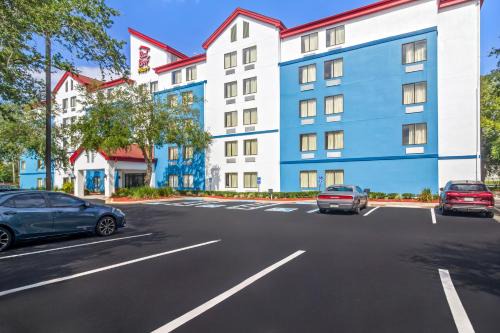 Southpoint Hotel | Red Roof Inn PLUS+ Jacksonville – Southpoint
