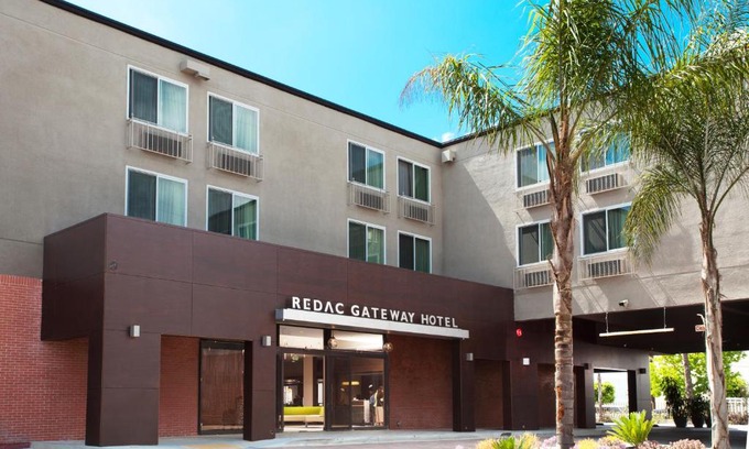 Torrance Hotel | Redac Gateway Hotel Torrance