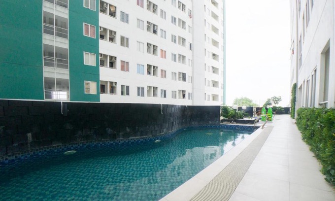 Surabaya House | RedDoorz Apartment near Bundaran Satelit Surabaya