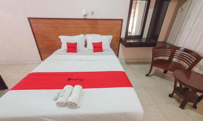 Sidomulyo Hotel | RedDoorz At Pujon Malang