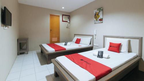 Tuguegarao Hotel | RedDoorz @ Bridgeway Hotel Tuguegarao City