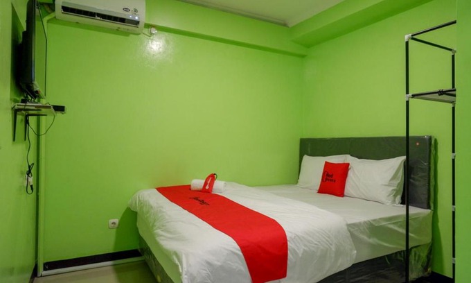 Semarang Hotel | RedDoorz @ Jalan Gatot Subroto Semarang