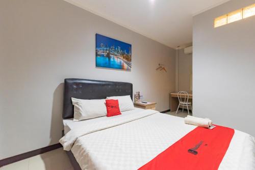 Bogor Timur House | RedDoorz near Botani Square Mall
