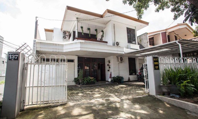 Blimbing House | RedDoorz near Sanan Malang