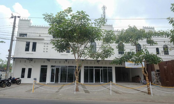 Purwokerto Hotel | RedDoorz near Terminal Bus Purwokerto