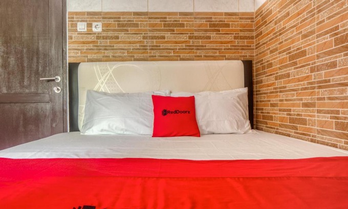 Melawai House | RedDoorz @ Panglima Polim 2