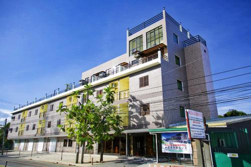 Suba Basbas Hotel | RedDoorz Plus near Camella La Brisa Lapulapu