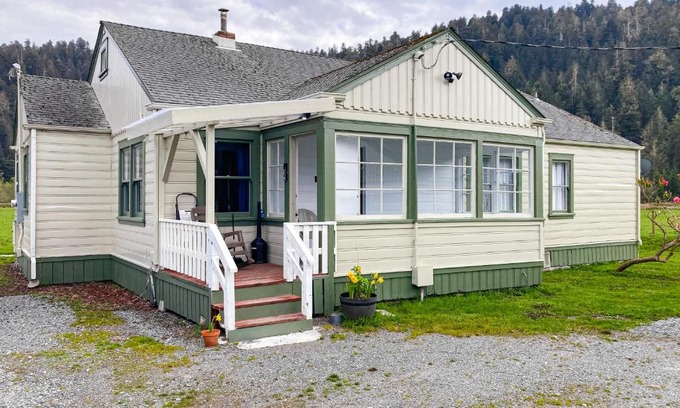 Orick House | Redwood Farmhouse in the Orick Valley