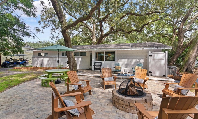 Jekyll Island House | Reel Life - Beach Cottage w/Pool Access