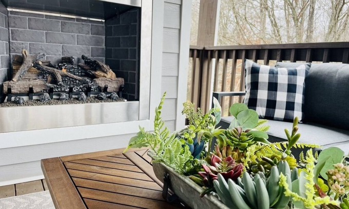 Dickel House | Reel Simple
