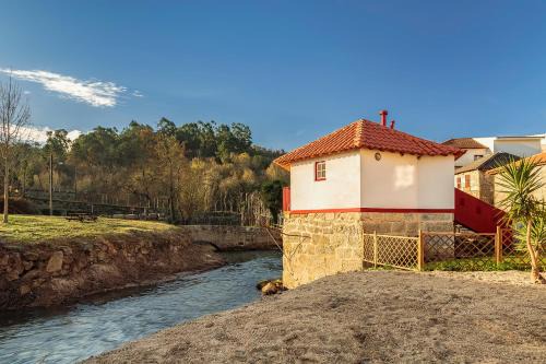 Guimaraes House | Refúgio House Natura Moinho de Água - Eco House