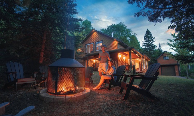 Labelle House | Refuge de la Rouge –Tremblant, Fireplace, Kayak & Waterfront