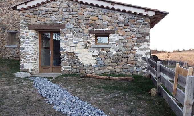 Vaumeilh House | Refuge Nid de Poussins