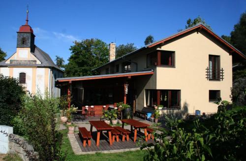 Tisa House | Refugio