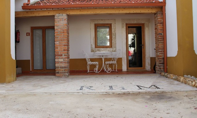 Batalha Cottage | Refugio da Ti Maria - Guest accommodation