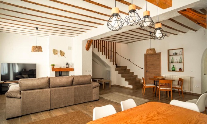 Valdeganga House | Refugio de los Sueños