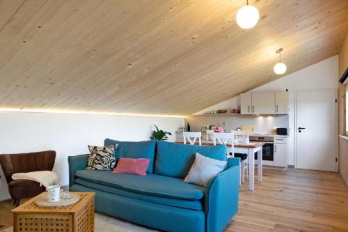 Schlitz Apartment | Refugium aus Vollholz