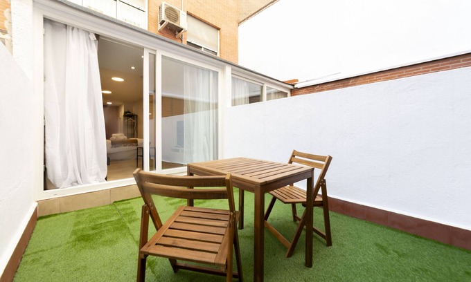 Arapiles Apartment | Regency VII - Ferga Suites