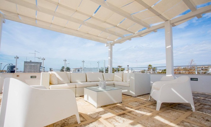 Torre Lapillo House | Regina Terrace | central area, close to the beach