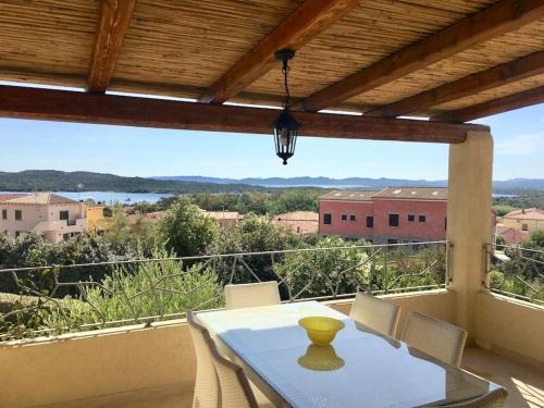 Porto Pozzo Apartment | Reihenhaus Nr. 8 mit Pool und super Meersicht