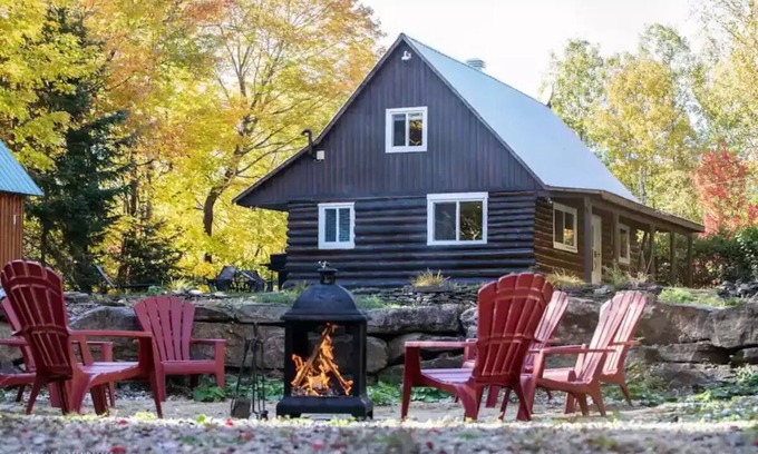 Mandeville Ski Chalet | Relax and explore nature in a cozy chalet with spa and ATV trails