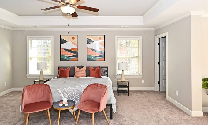 Auburn House | Relax by Chateau Elan, spacious 5-bedroom retreat awaits!