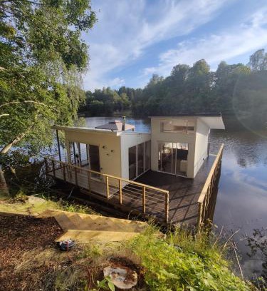 Edsvalla Boat Rental | Relax husbåt