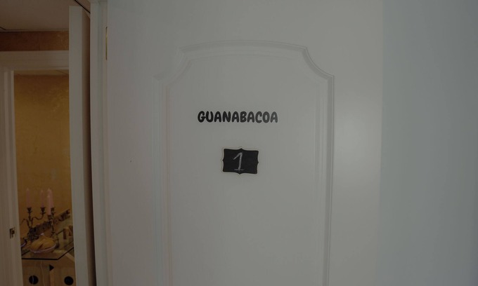 Cubelles Bed & Breakfast | Relax in a cozy environment where your dog is also welcome.