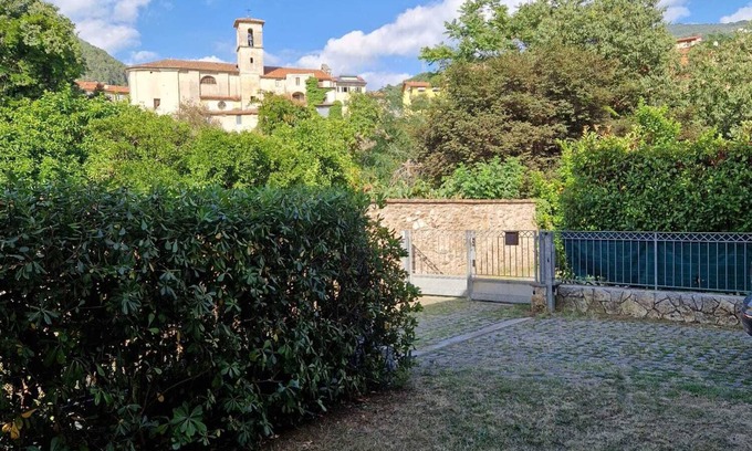 Massa Villa | Relax in this quiet space centrally located in Massa.