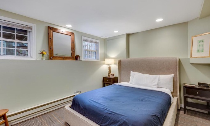Pulaski Park Apartment | Relax in Winter Park - You Will LOVE the Garden Access and the Classic, Comfortable Feeling apts