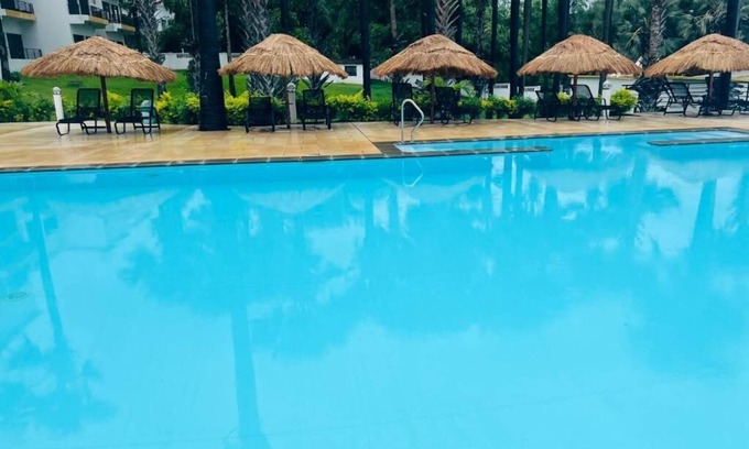 Serrekunda House | Relax Oceanfront Suites - Three-Bedroom Apartment with Ocean Viewnn