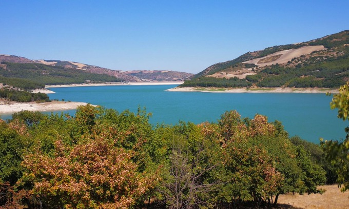 Macchia Valfortore House | Relax on Lake Occhito - Molise exists and is gorgeous!