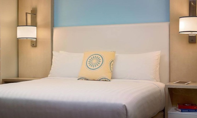 Parsippany House | Relax & Recharge! Relaxing Unit with Free Parking and Breakfast! Pets Allowed!
