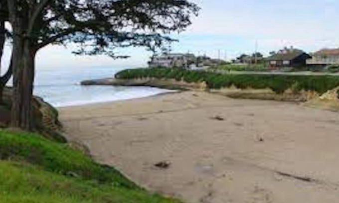 Eastside Santa Cruz House | Relaxing 3 bedroom Santa Cruz house, 5min to beach