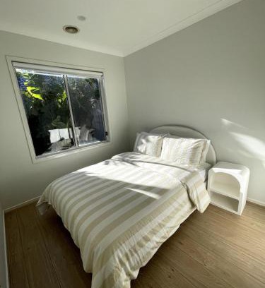 Point Cook House | Relaxing 3BR Home in Point cook with Sauna