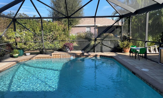 Jacarandas House | Relaxing Cape Coral Getaway with pool