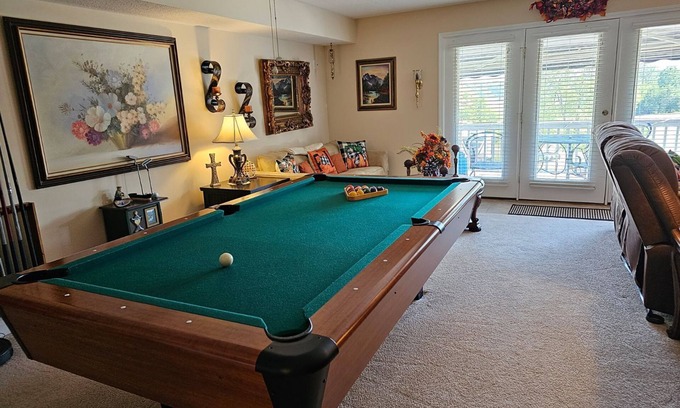 Benton Condo | Relaxing Executive Condo at Big Bear Resort - Kentucky Lake views