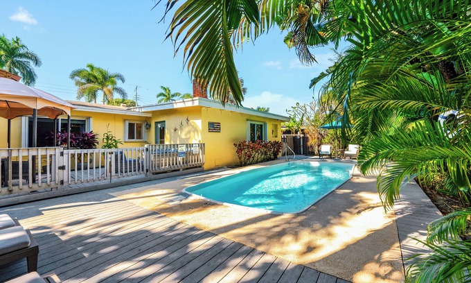Lauderdale Isles House | Relaxing Oasis: Private Pool Home with Lush Backyard