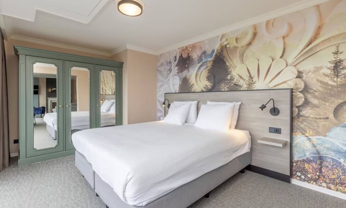 Exloo Hotel | Relaxing Retreat with Heated Indoor Pool — Free Parking and Tennis Courts